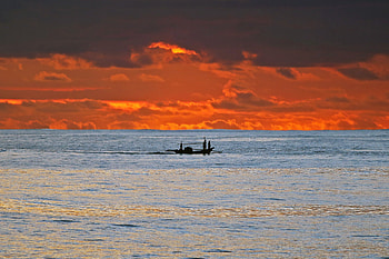 Sunset, clouds, fishing, sea, sky, skyline HD wallpaper