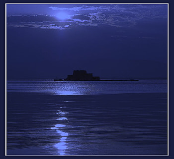 BLUE MOONSHINE, night, blue, ocean, moonshine HD wallpaper