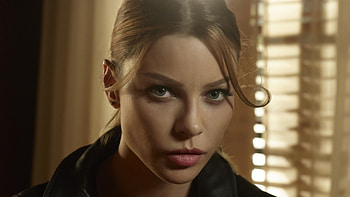 Lauren German, Lucifer HD wallpaper