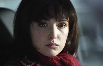 Wicker Park suspense, Enigmatic clues, Gripping mystery, Unraveling the truth HD wallpaper