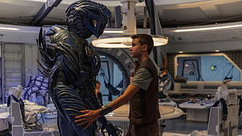 Lost in Space, Season 3, Robot questions, Intriguing plot HD wallpaper