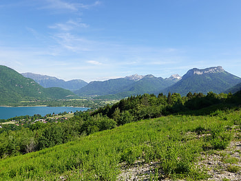 Nature, Grass, Mountains, Bush, Lake, Hills HD wallpaper