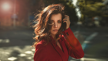 Lady In Red Portrait Adjusting Hairs, girls, model, hoot, red-dress, hairs, portrait HD wallpaper