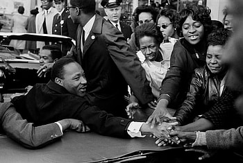Martin Luther King Jr., Sunday reading, The New Yorker, Thought-provoking insights HD wallpaper