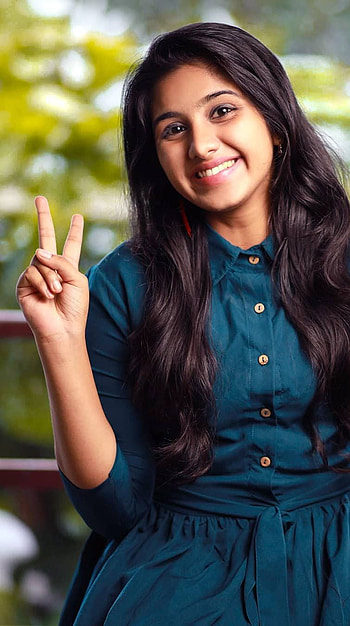 Maneesha Mahesh, mallu actress, beautiful HD phone wallpaper