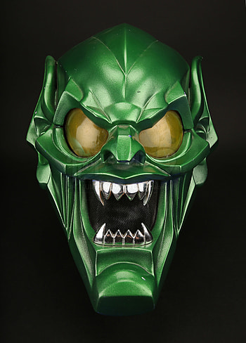 Green Goblin, Ultimate movie collectibles, Fans' dream, Official props HD phone wallpaper