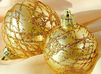 Holidays, Couple, Pair, Christmas Decorations, Christmas Tree Toys, Tinsel, Balls, Sequins HD wallpaper
