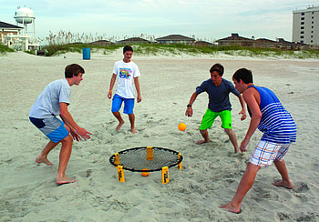 Beach sports, Spikeball by the shore, Fun in the sun, Outdoor recreation HD wallpaper