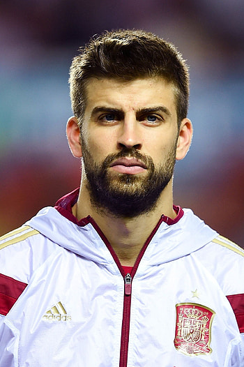 World Cup 2014, Gerard Pique HD phone wallpaper