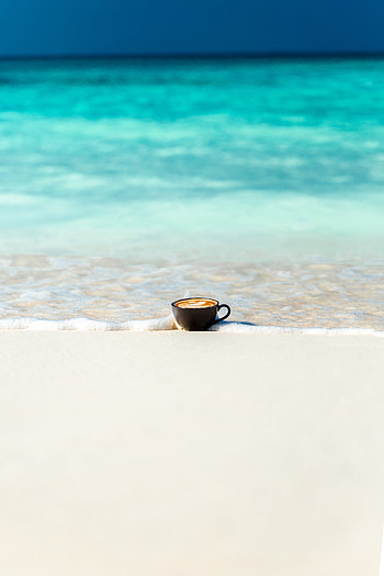 Coffee cup, beach, sea waves, soft, minimal HD phone wallpaper