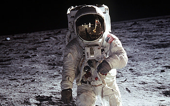 Apollo 11, Astronauts on the moon, Lunar landing, Historic mission HD wallpaper