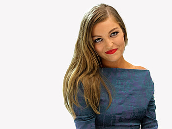 Lili Simmons, blue, model, smile, hot, , beautiful, actress, dress, closeup, 2019, Simmons, Lili HD wallpaper