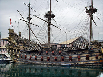 Pretty old sailing boat, boat, sailing, old, sailboat HD wallpaper