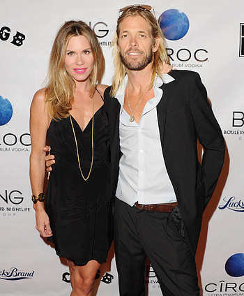 Taylor Hawkins, Heart, Weighed Double, Average Man HD phone wallpaper