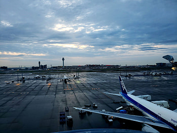 Haneda Airport, Terminal 2 observation deck, Haneda Airport attraction, Deck tickets HD wallpaper