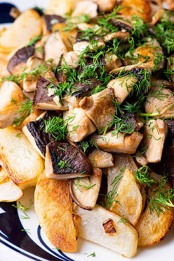 Russian fried potatoes, Mushroom addition, Hearty side dish, Comfort food HD phone wallpaper