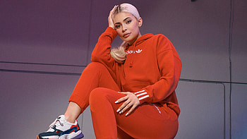 Kylie Jenner Adidas 2019 , kylie-jenner, celebrities, girls, model HD wallpaper