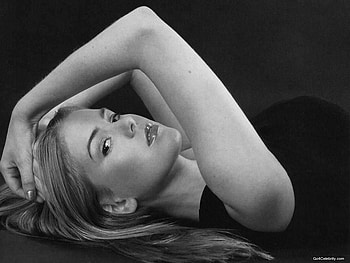 Isla Fisher, actress, pretty, female, black and white HD wallpaper