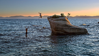Lake Tahoe , Astonishing landscapes, Pristine beauty, Serene surroundings HD wallpaper