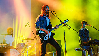 Tame Impala, B-sides and remixes, EP release, Music magazine feature HD wallpaper