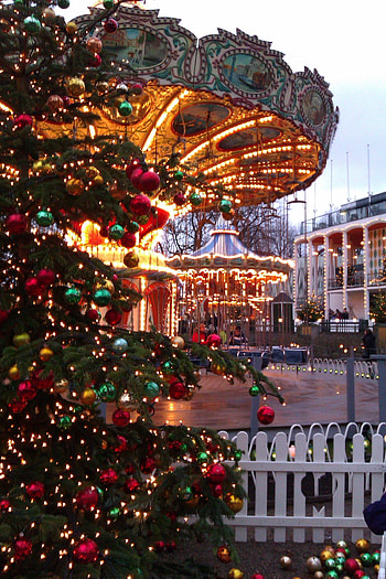 Christmas in Tivoli, Copenhagen Denmark, Tivoli , Christmas HD phone wallpaper