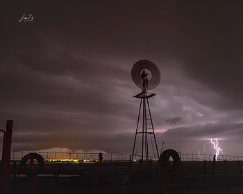 lightning HD wallpaper