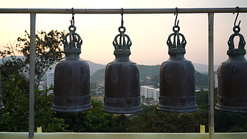 Bells, Good Luck HD wallpaper