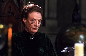 Minerva McGonagall, Harry Potter, Powerful wizard, Hogwarts professor HD wallpaper