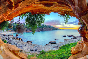 Beautiful Sunrise, sea, coast, town, beautiful, grass, peninsula, rocks, sunrise, beach, branches, cave HD wallpaper