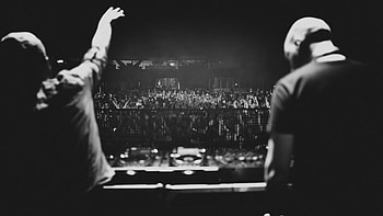 Dj Music Crowd, dj, music, crowd, black-and-white HD wallpaper