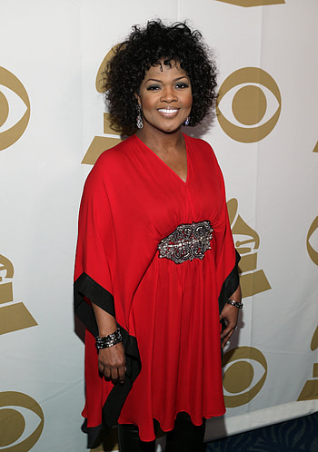 CeCe Winans, Gospel artist, Inspirational music, Blessed vocals HD phone wallpaper