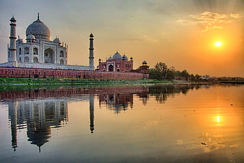 Sunset on the Taj Mahal, India, reflection, india, nature, sunset, taj mahal HD wallpaper