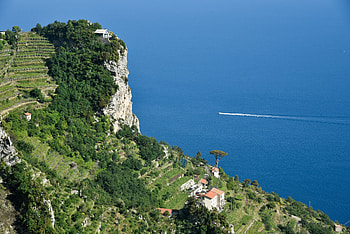 Capri Island, Crystal clear waters, que landscapes, Mediterranean escape HD wallpaper