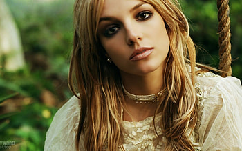 britney_spears, white, plant, green, girl, park HD wallpaper