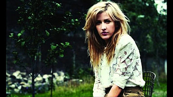 Ellie Goulding - Lights (Best Dubstep Remix) HD wallpaper