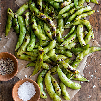 Charred edamame, Sea salt, Black pepper, Todd Porter, Diane Cu, Food & Wine HD phone wallpaper