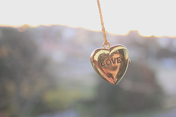 Love, Heart, Decoration, Mood, Chain, Pendant, Coulomb, Accessory, Serdetschko HD wallpaper