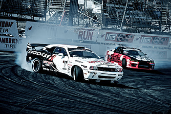 Dodge Challenger SRT, Drifting HD wallpaper