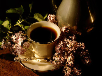 Coffee and lilacs, morning, lilacs, coffee, flowers, morning coffee, cup of coffee HD wallpaper