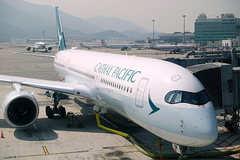 Cathay Pacific, Passenger increase, Small victory HD wallpaper