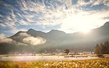 Nature, Sky, Mountains, Sun, Clouds, Boats, Coast, Shine, Light, Ease HD wallpaper