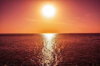 Sunlight Reflection Sea , sunlight, nature, reflection, horizon HD wallpaper