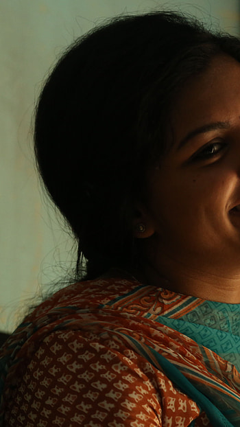 Jijomol Jose, mallu actress, smile HD phone wallpaper