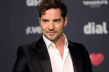 David Bisbal tour, Concert announcements, Ticket crusader, Latin pop HD wallpaper