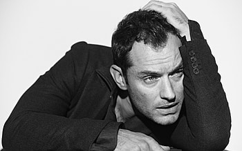 Jude Law, British actor, Monochrome portrait, High quality HD wallpaper