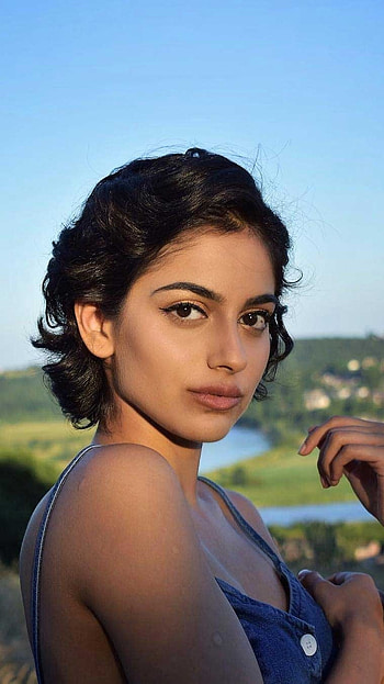 Banita Sindhu, Bollywood Banita Sindhu, banita sindhu bollywood HD phone wallpaper