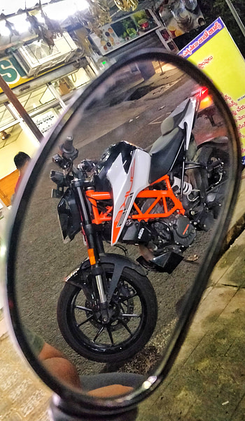 Ktm Duke 250 cc, automotive lighting, motorcycle, KTM duke 250, racing bike, indian bikes, bike HD phone wallpaper