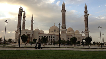 Al Saleh Mosque, Yemen, Architectural masterpiece, Sacred place HD wallpaper