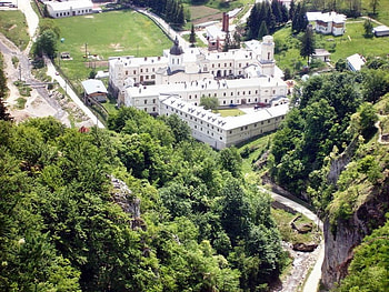 Manastire din Bistruta, cult, manastire, romania, religios HD wallpaper