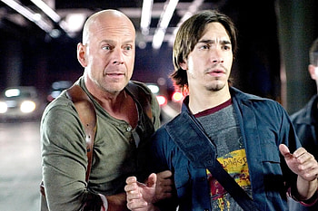 Bruce Willis movies, Action film, Thrilling adventure, Gritty storyline HD wallpaper